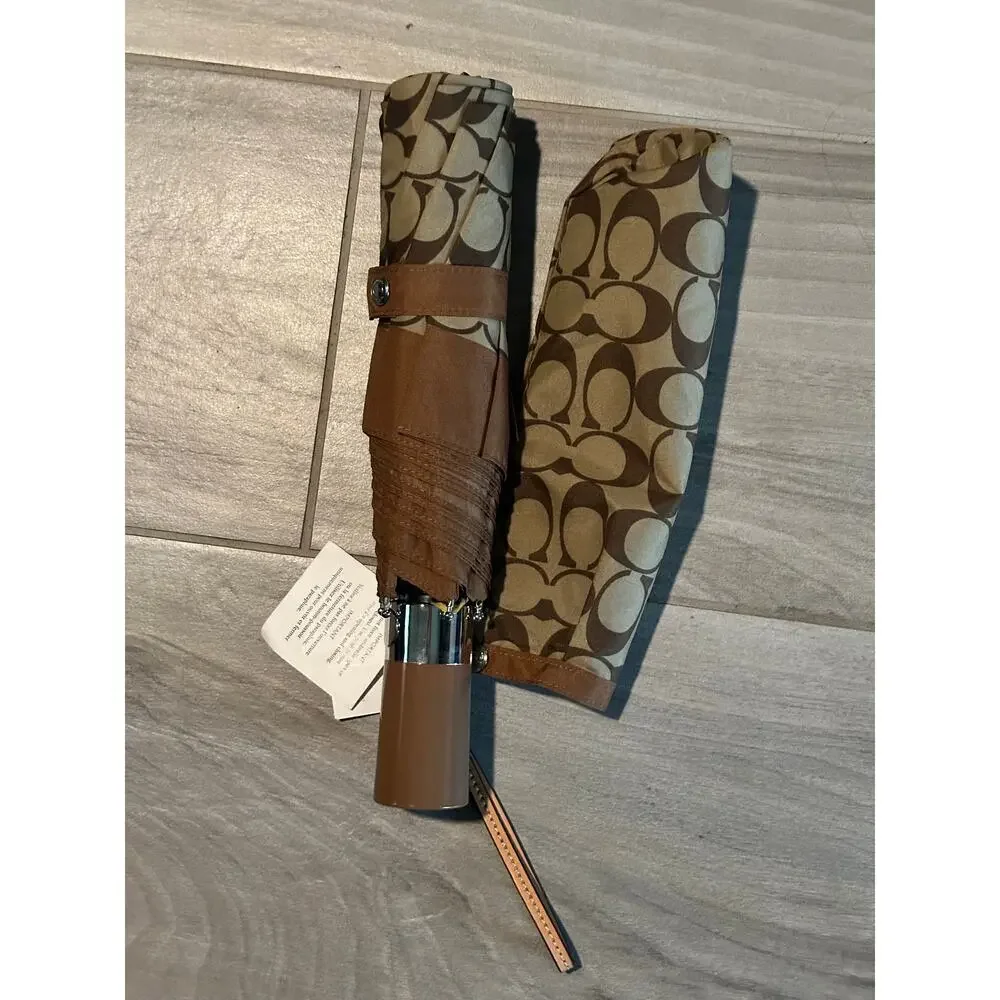 NWT Coach Signature C Print Automatic Compact Umbrella Khaki Brown NWT MSRP $85